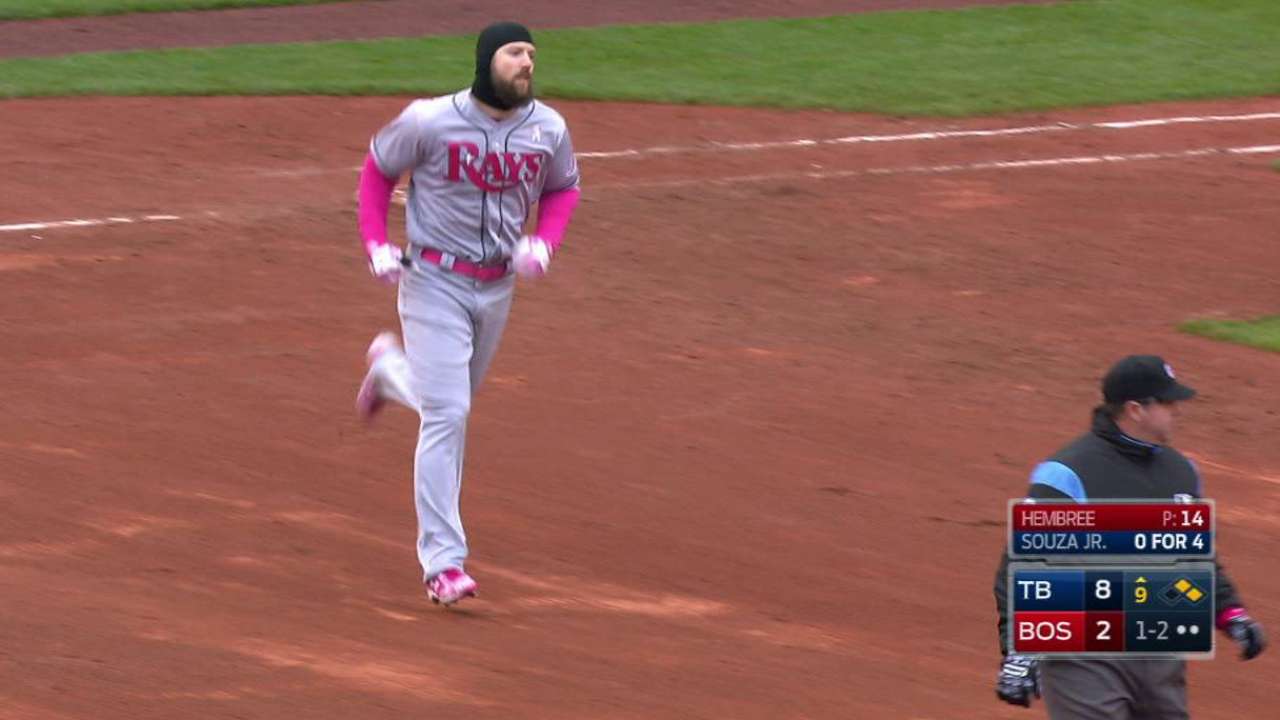 Souza Jr. homers after review
