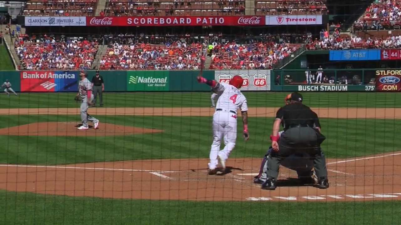 Waino, Molina keep Cubbies quiet, in funk