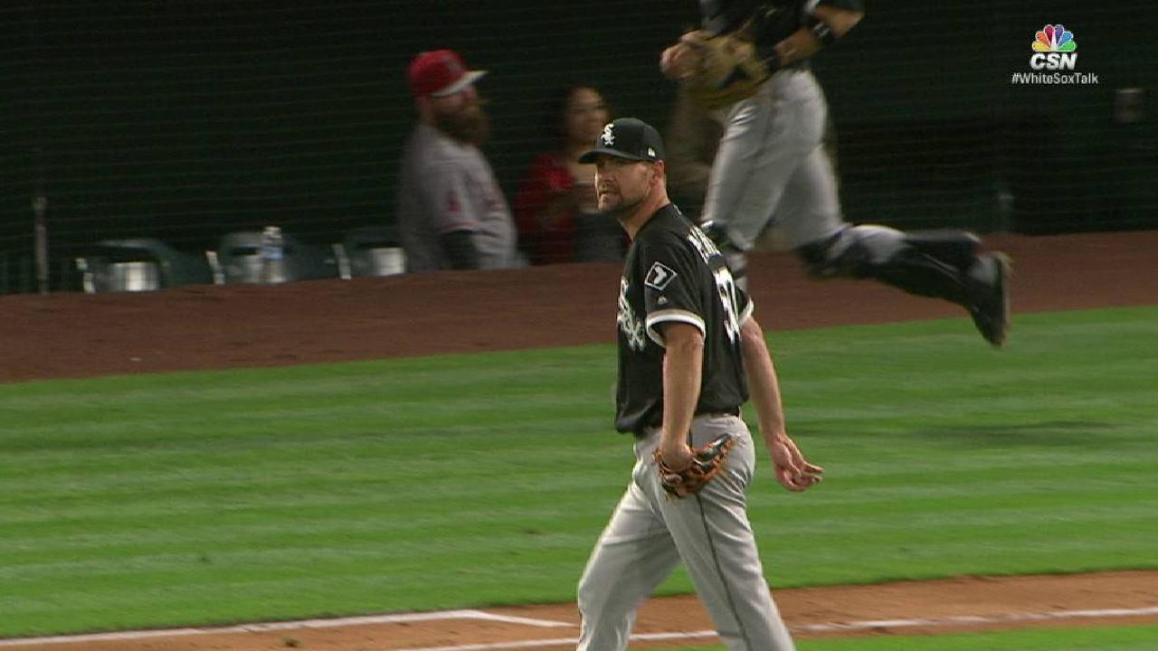 Renteria stays with Pelfrey in costly decision