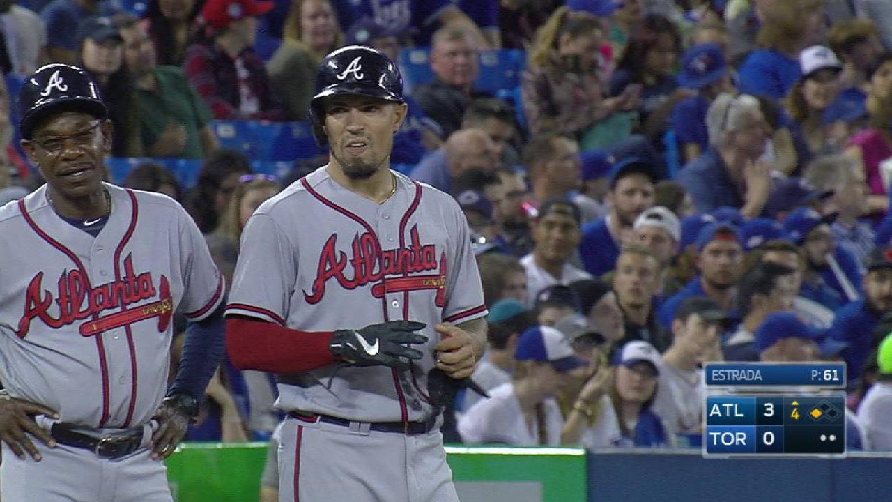 Peterson's two-out RBI single