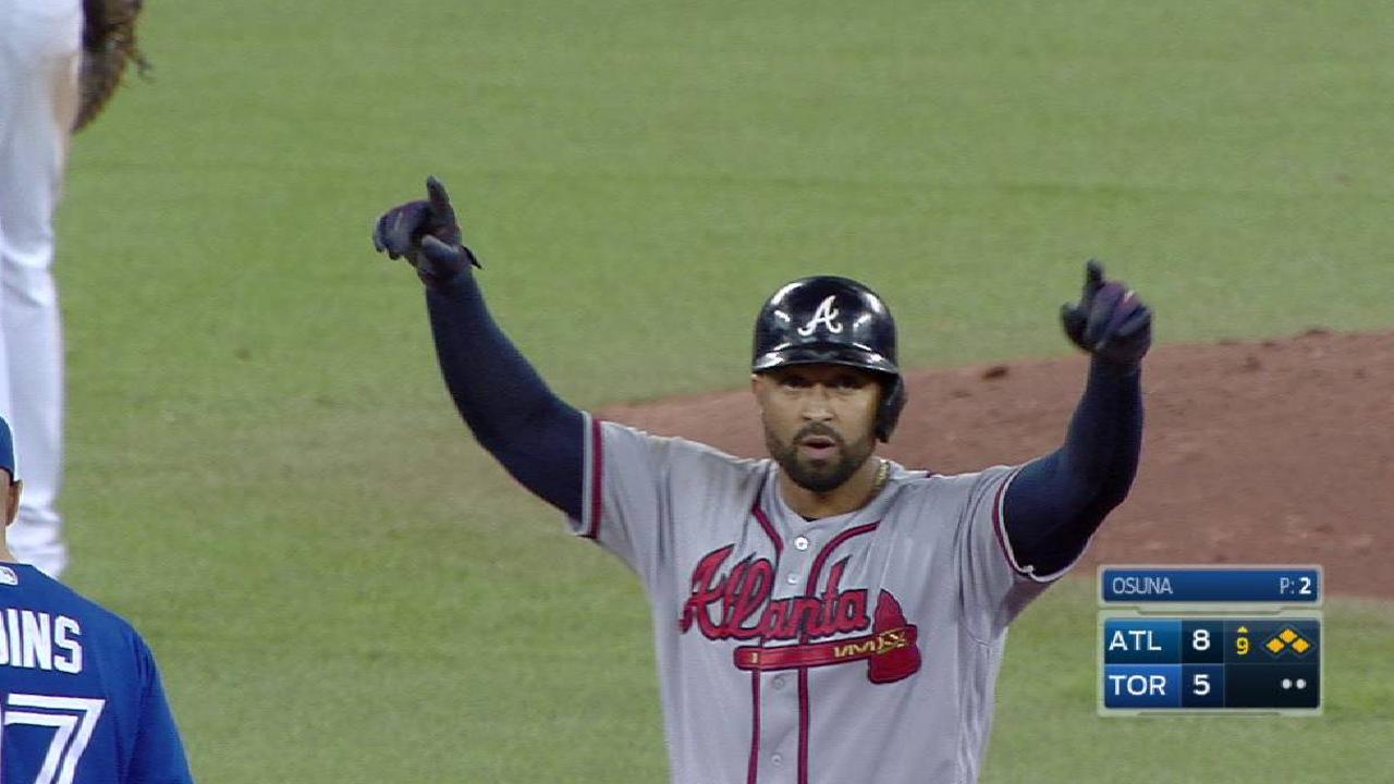 Kemp's two-run double