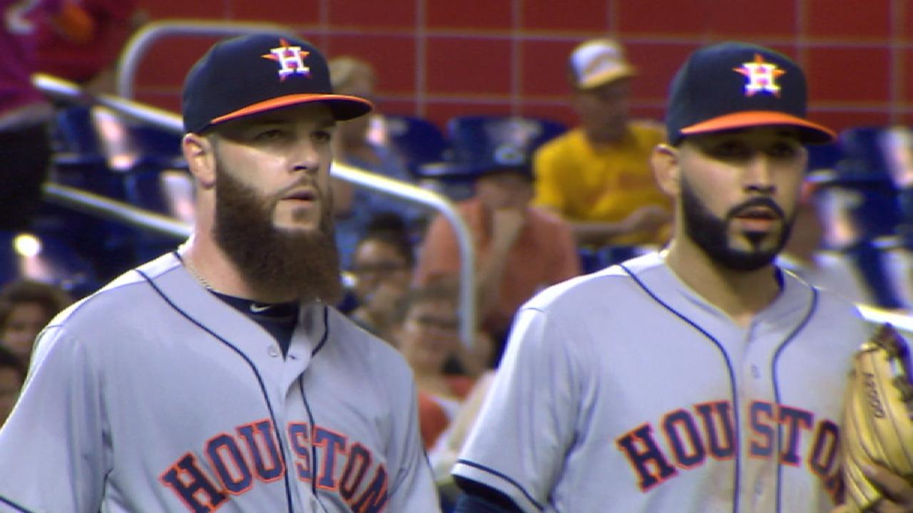 Keuchel, Jake's jacks fuel Astros in Miami