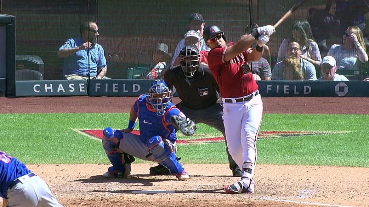 Tomas' game-tying RBI double