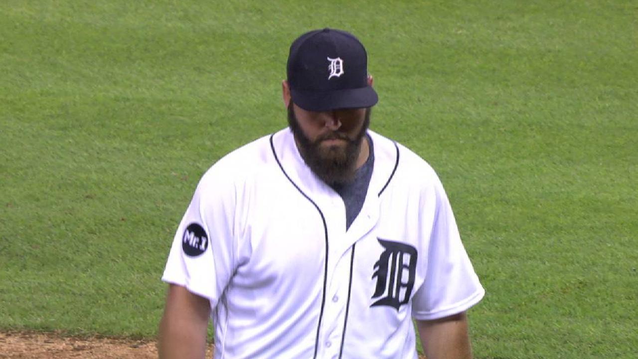 Fulmer, Tigers ride Collins' 2 HRs off Ubaldo