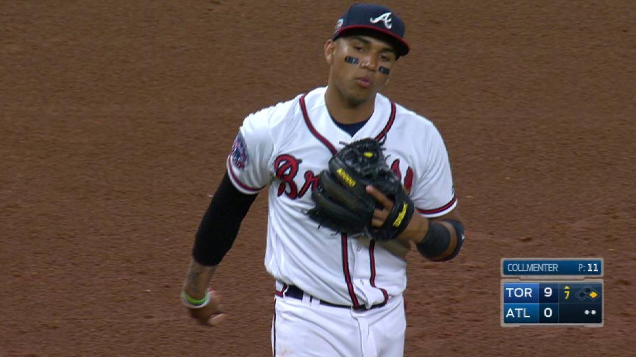Ruiz's impressive jumping catch