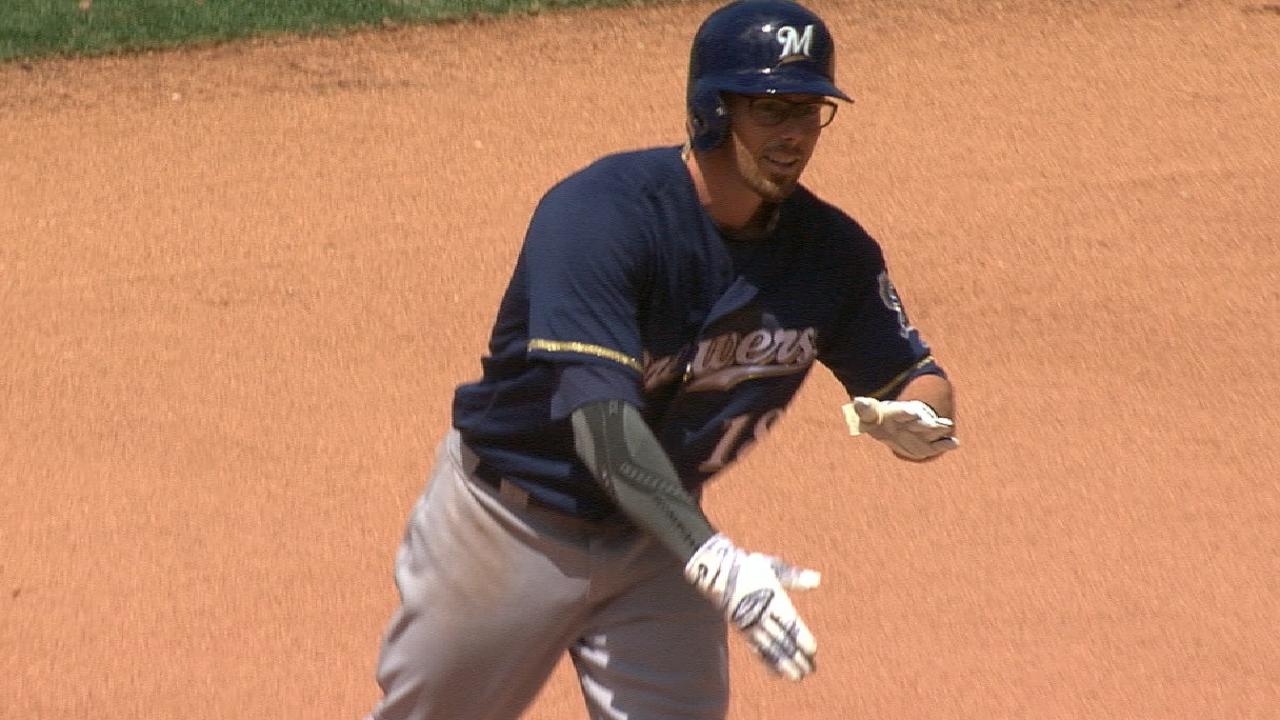 Sogard's 4-for-4 day