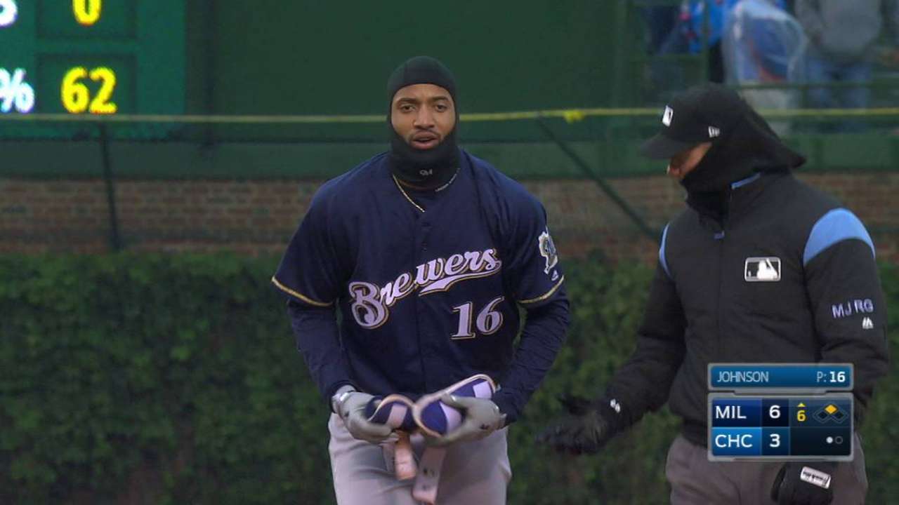 Bandy y Santana guían triunfo de Cerveceros sobre Cachorros