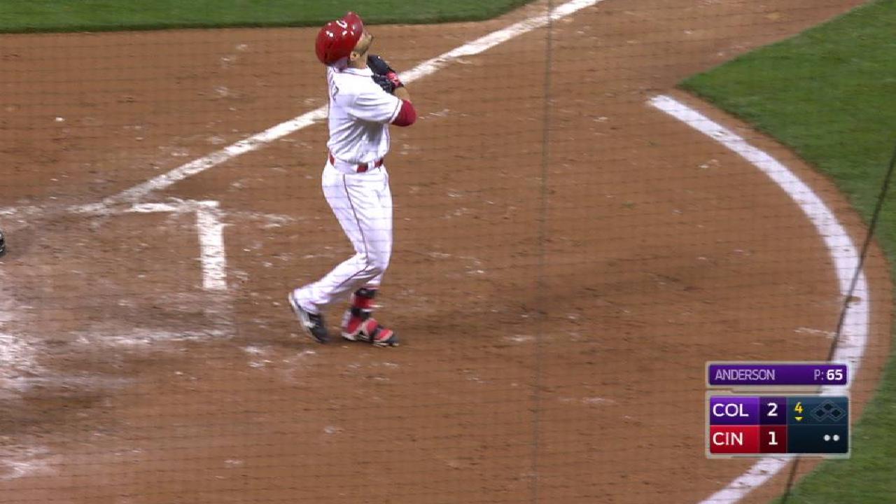 Suarez, Peraza homer, but Reds' skid at 7
