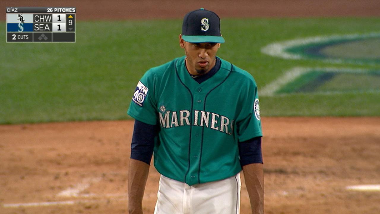 Diaz shows progress after losing closer job