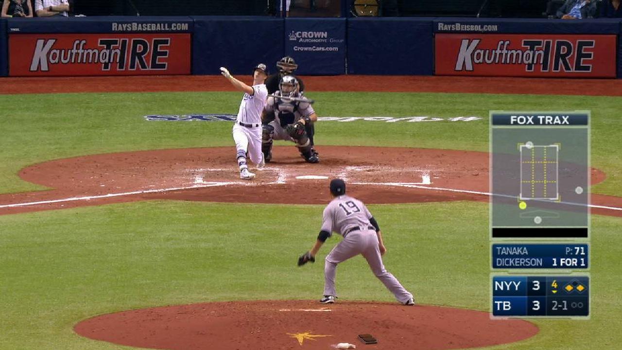 Dickerson's three-run homer