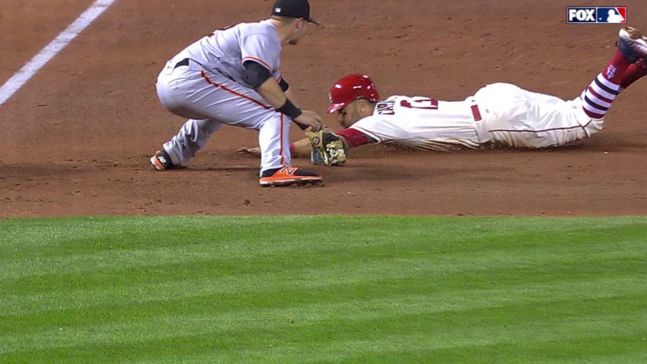 Nunez throws out Carpenter