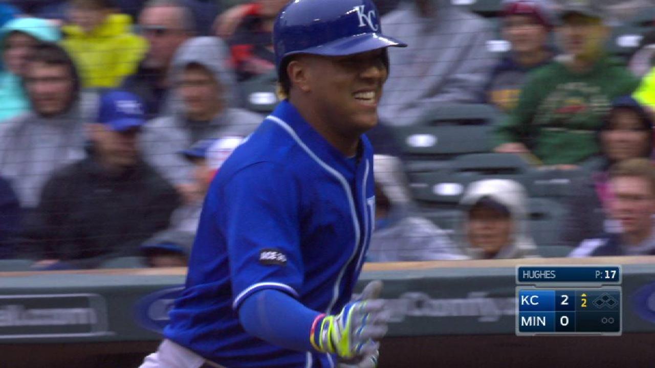 Perez's two-run homer