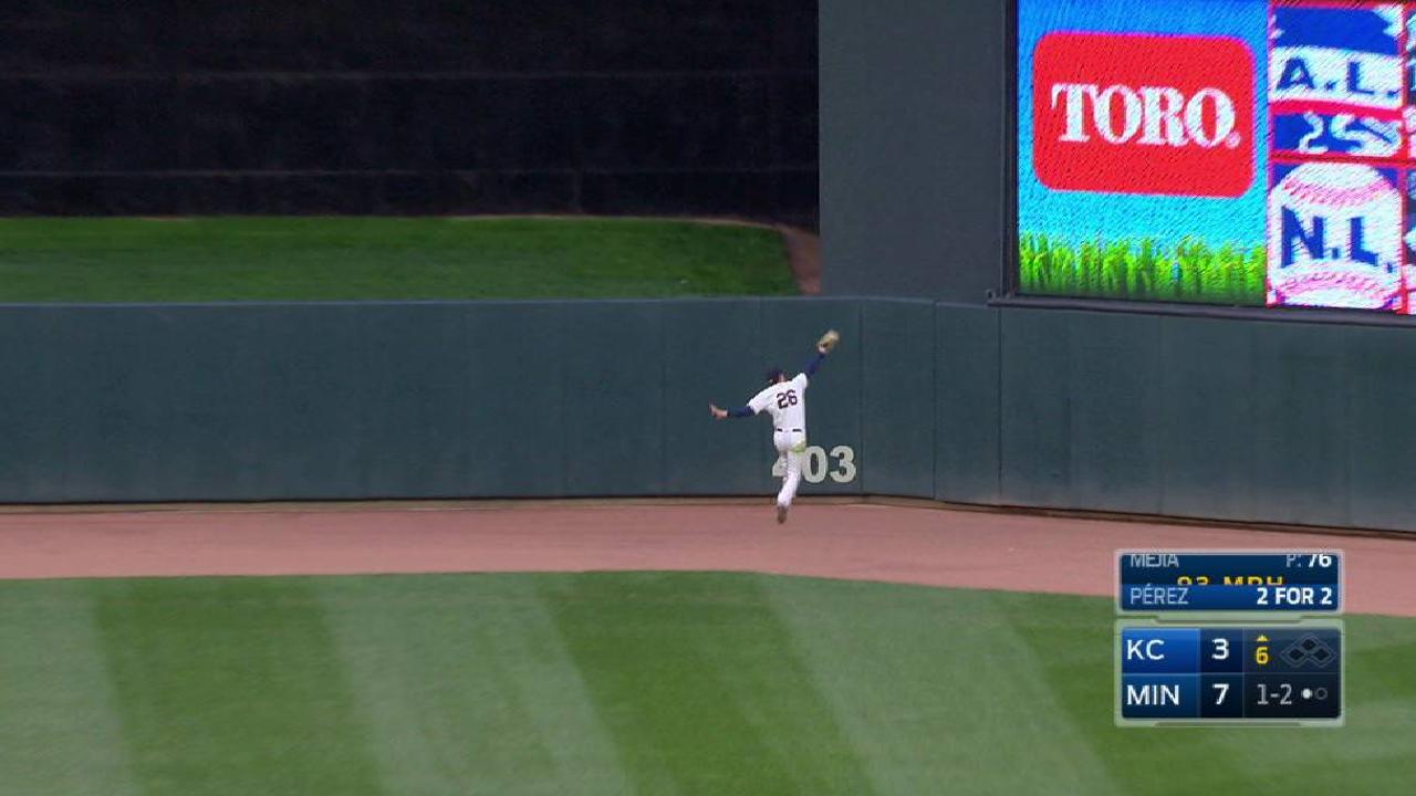 Kepler's speedy running grab