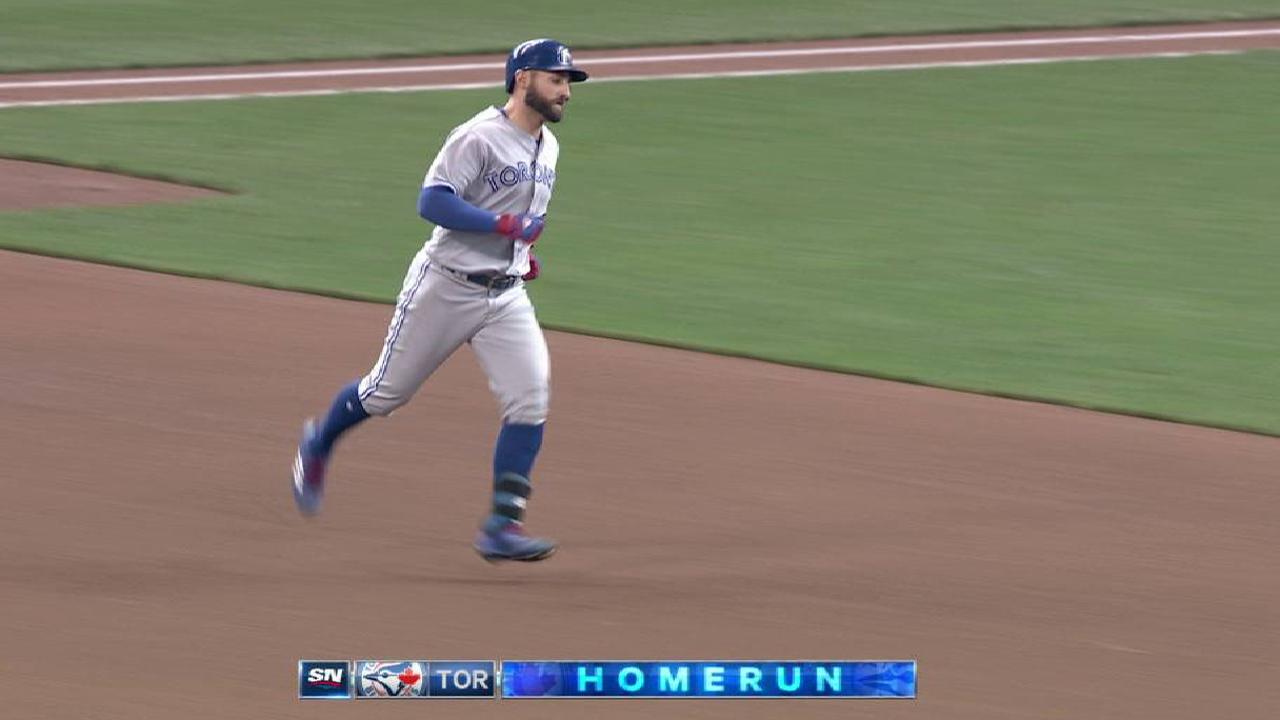 Pillar's monster solo homer