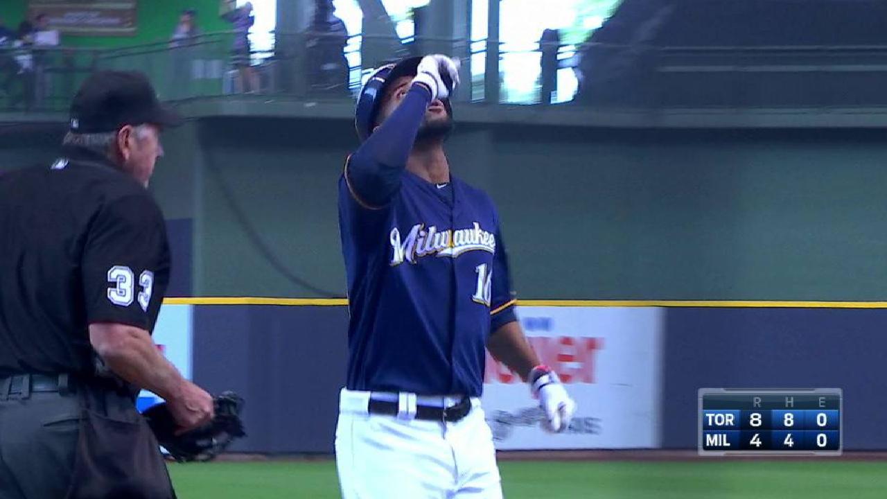 Santana's three-run homer