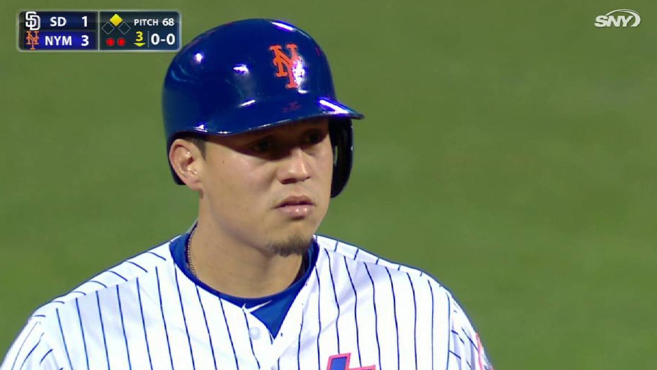 Flores' bases-clearing double