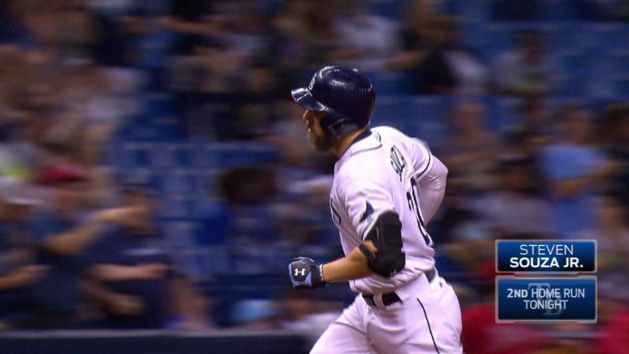 Souza Jr.'s second homer