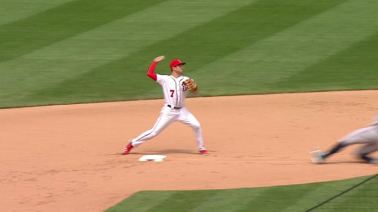 Murphy starts a slick 4-6-3 DP