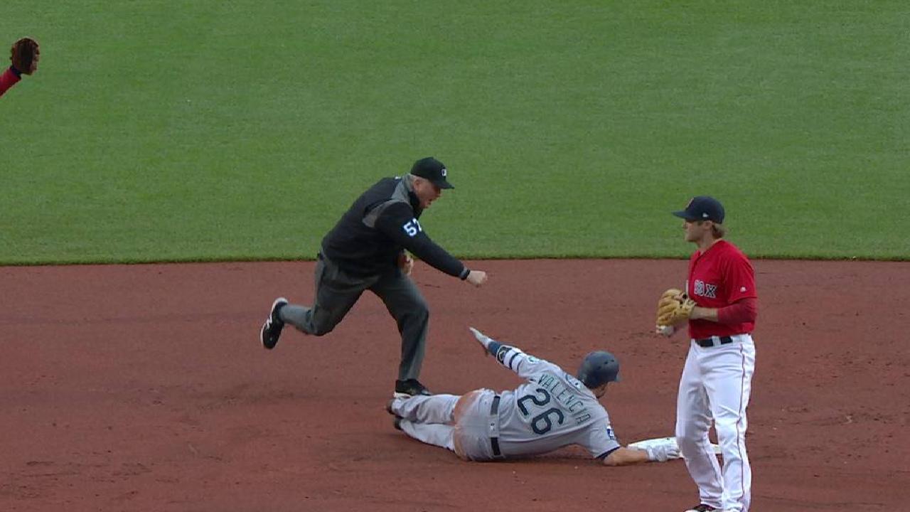 Bradley Jr. throws out Valencia