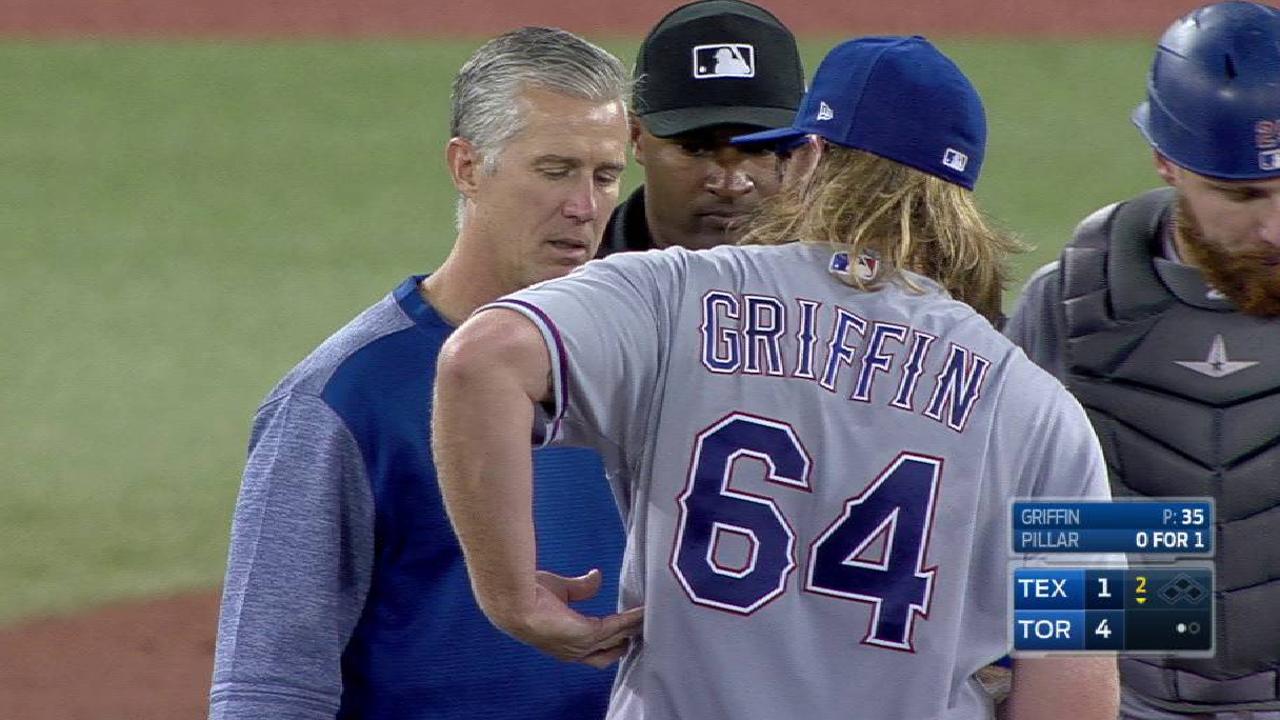 Griffin leaves game with injury