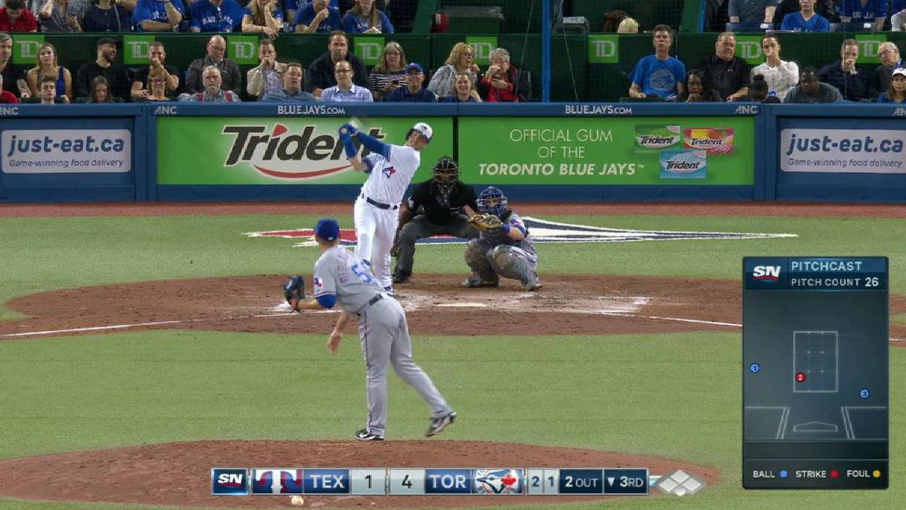 Smoak's solo home run