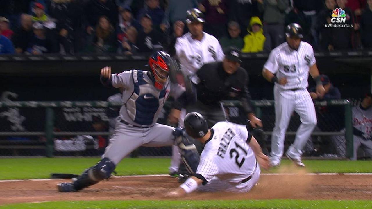 Avisail's bases-clearing double