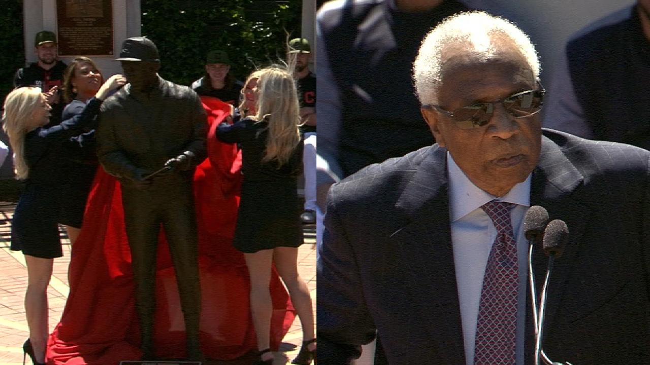 Tribe honors MLB great Robinson with statue