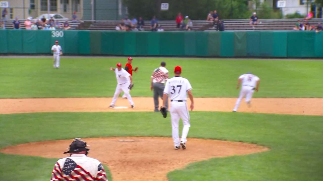 Wilson, Sojo turn slick DP