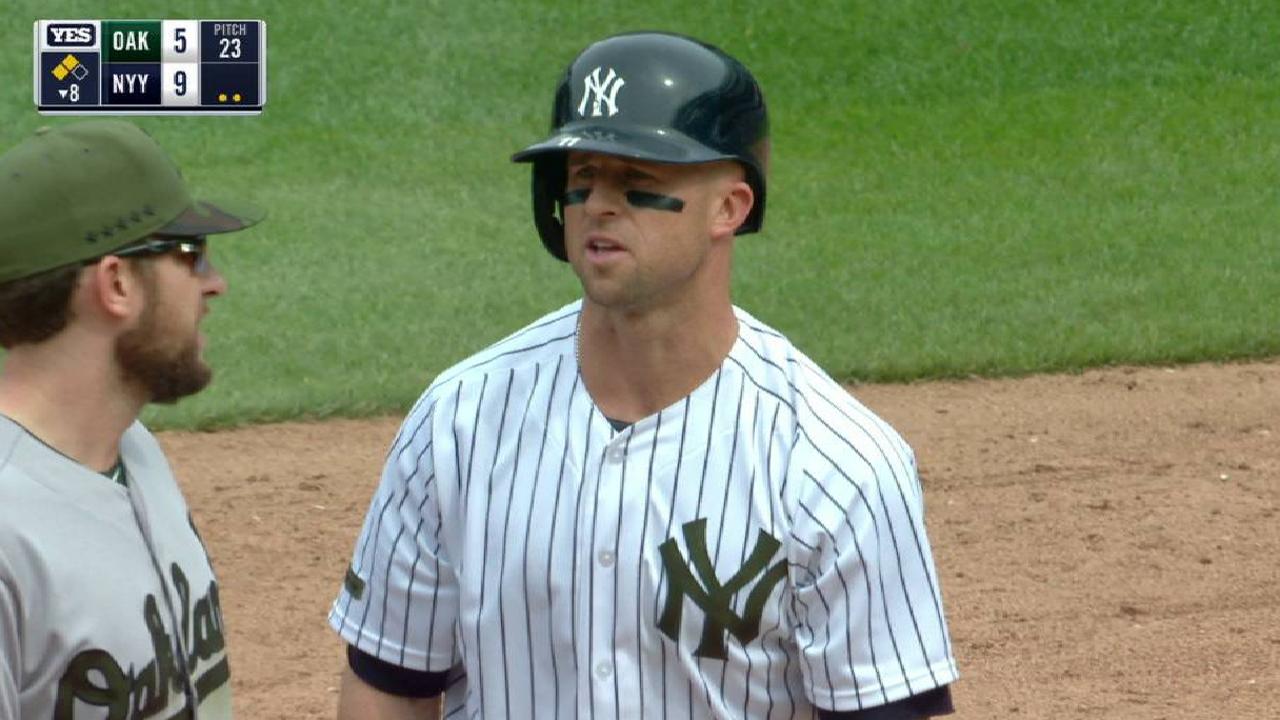 Gardner's two-run double