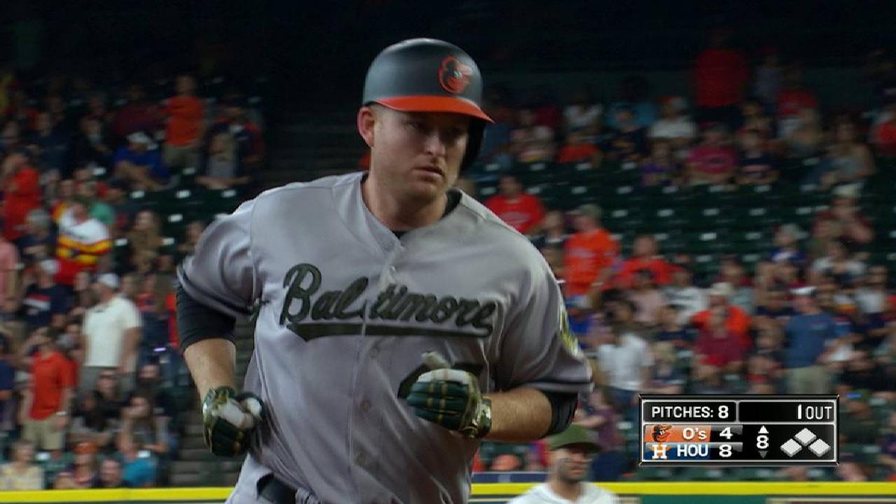 Trumbo's solo moonshot