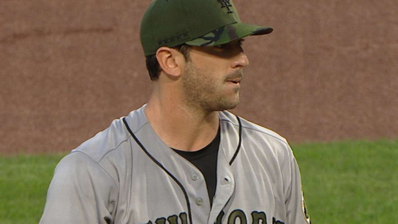 Bats thump Bucs as Harvey finds groove