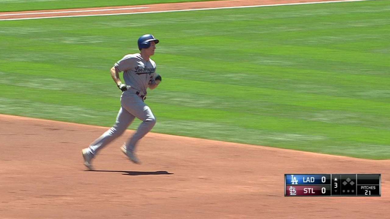 Utley's solo home run