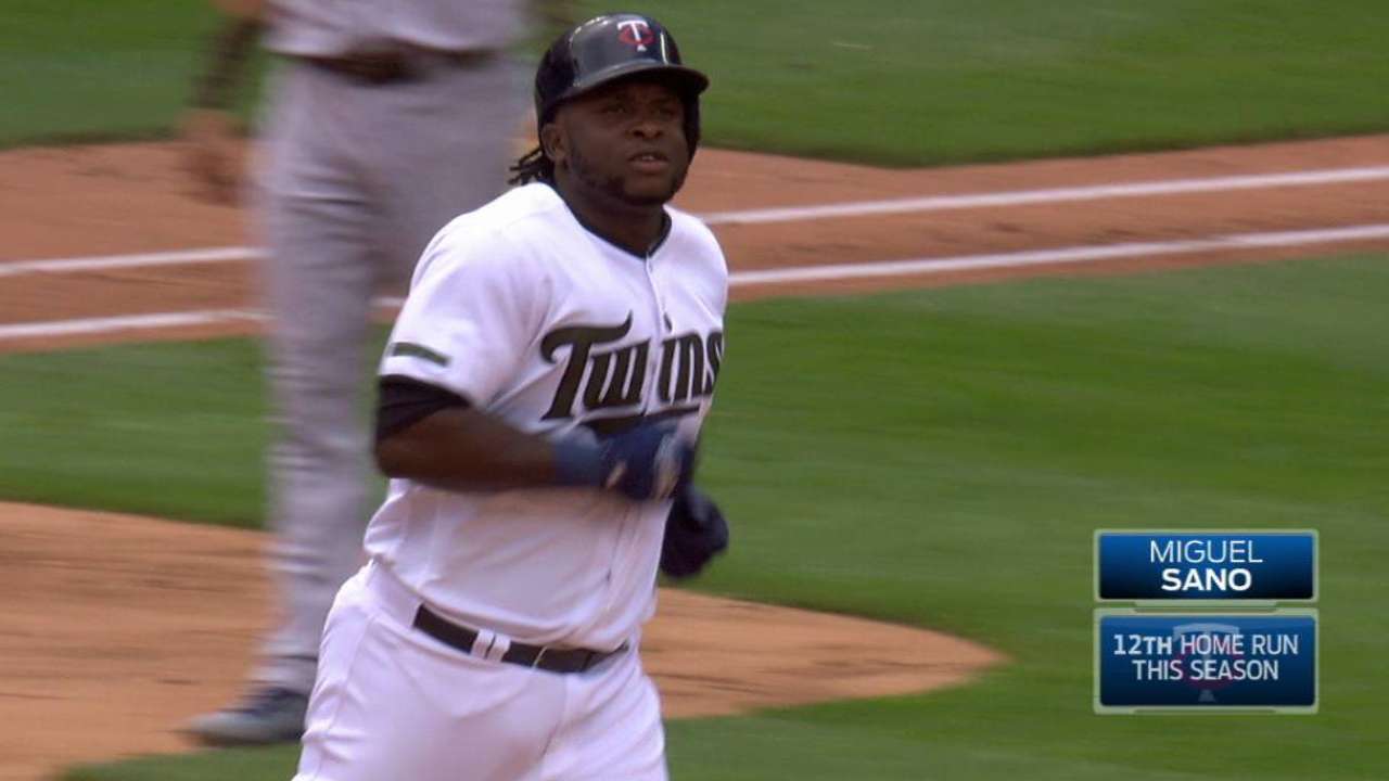 Sano right on Machado's tail in ASG voting