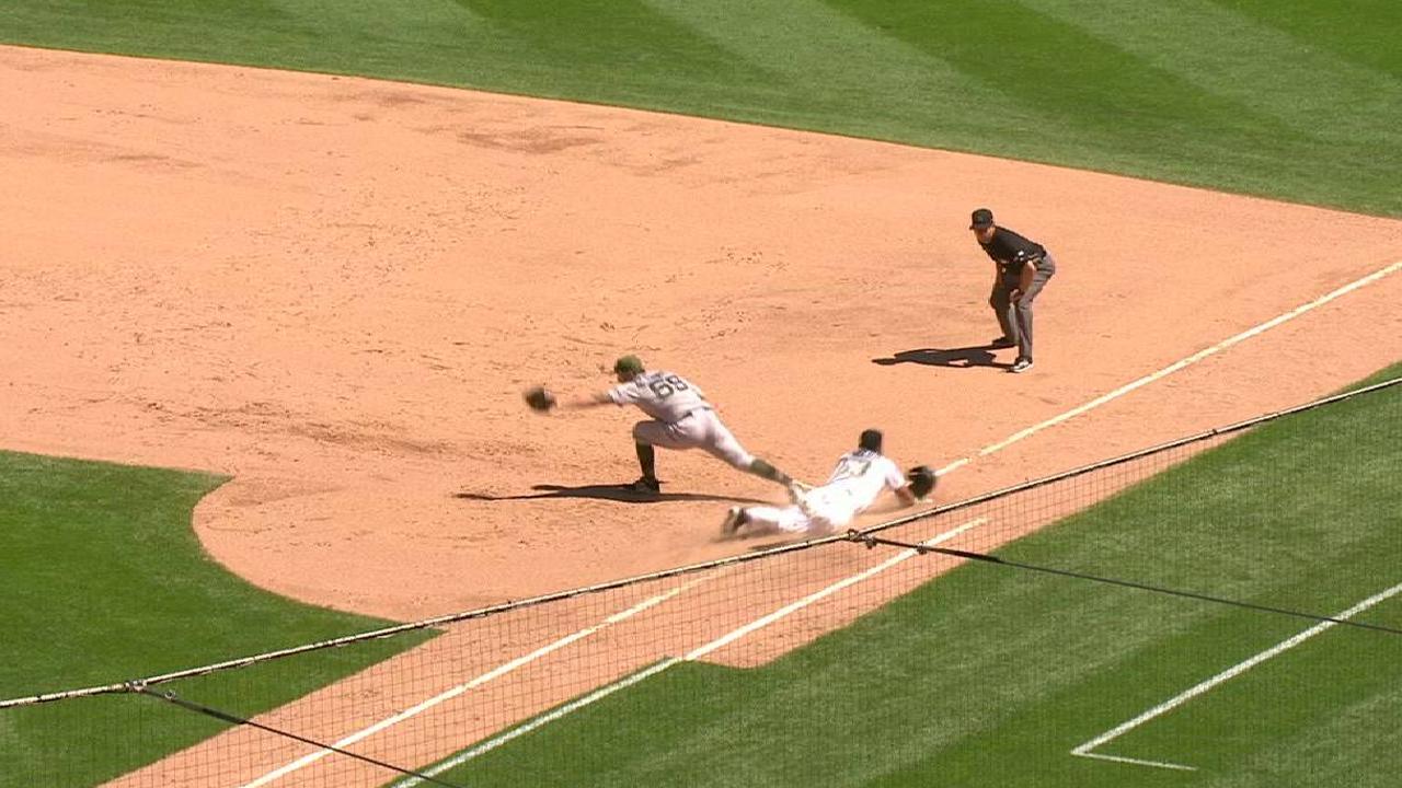 Bogaerts starts a double play