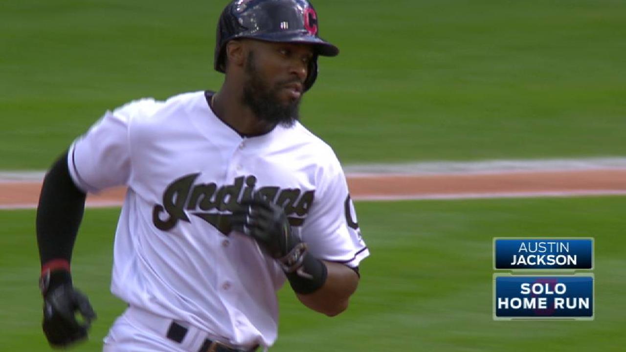 Jackson's opposite-field homer