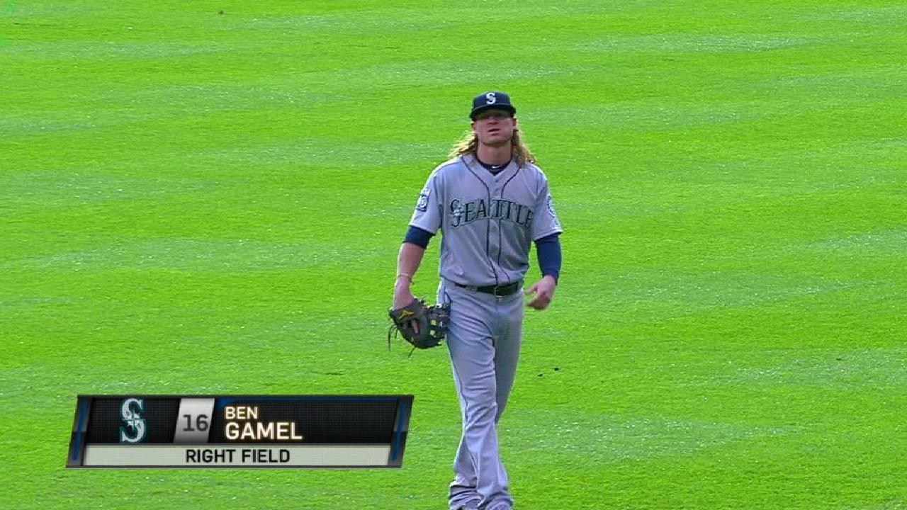 Cruz exits with tight calf, expects to be OK
