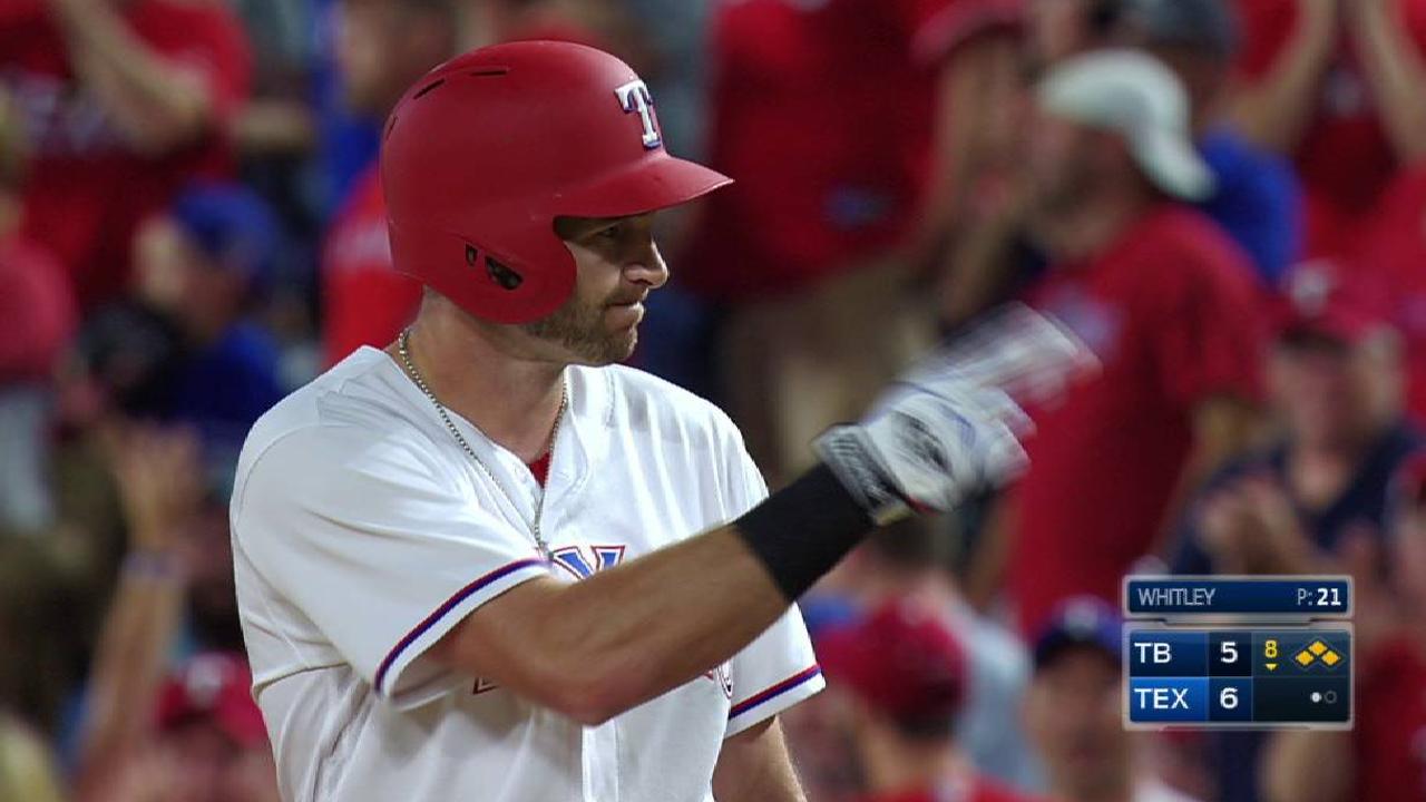 Hoying's RBI single for the lead