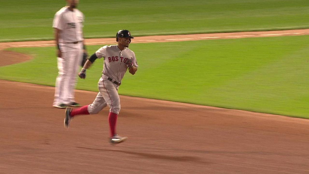 Bogaerts' solo home run