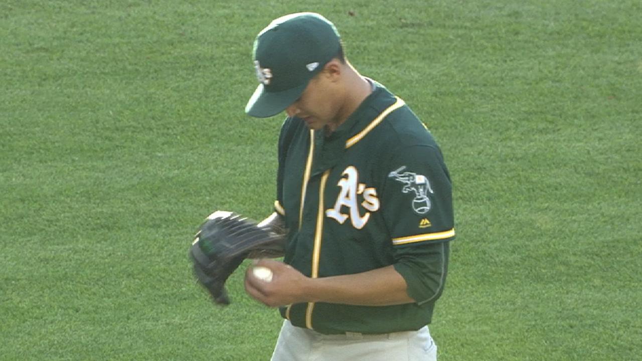 A's edge Tribe behind Manaea, Pinder