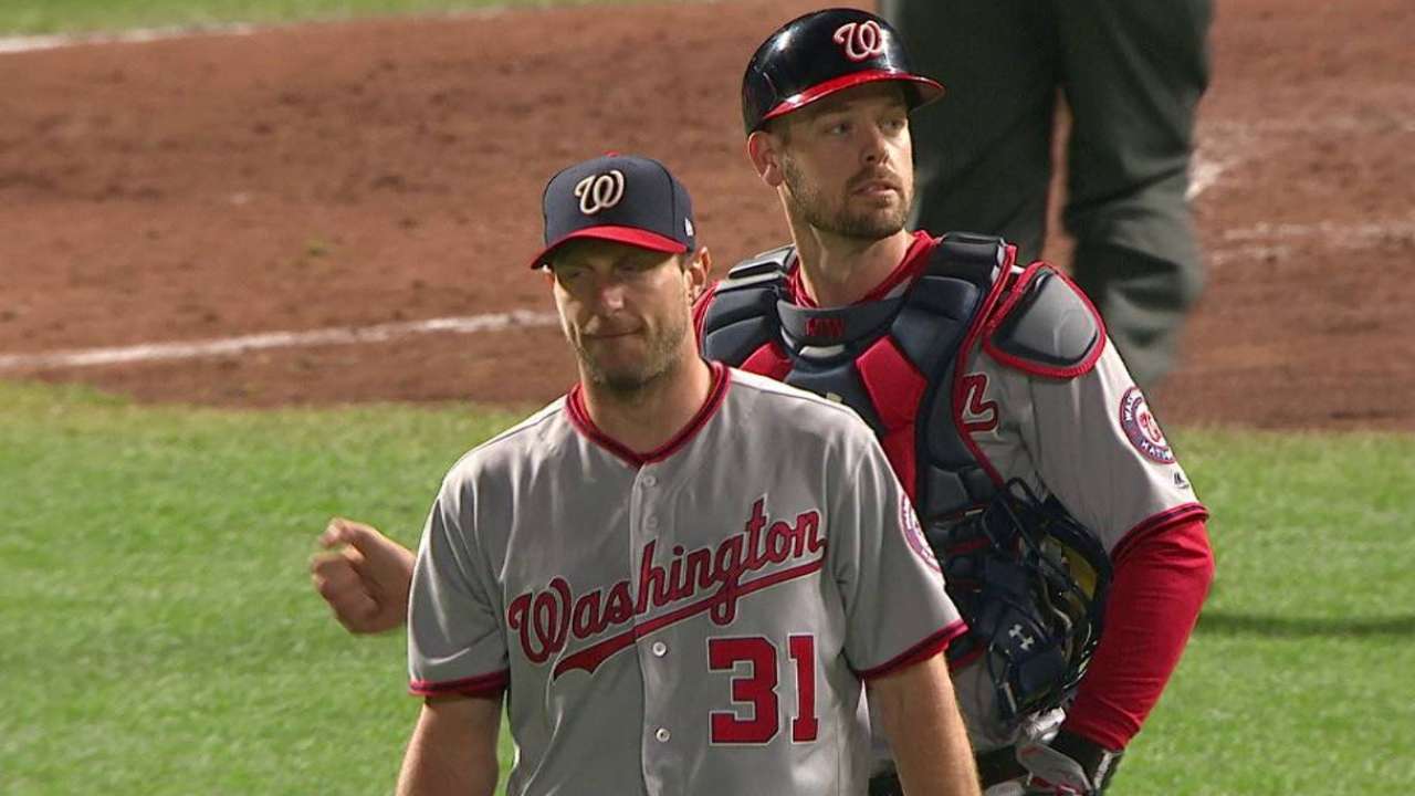 Max Scherzer lanza la ruta y los Nacionales barren en San Francisco