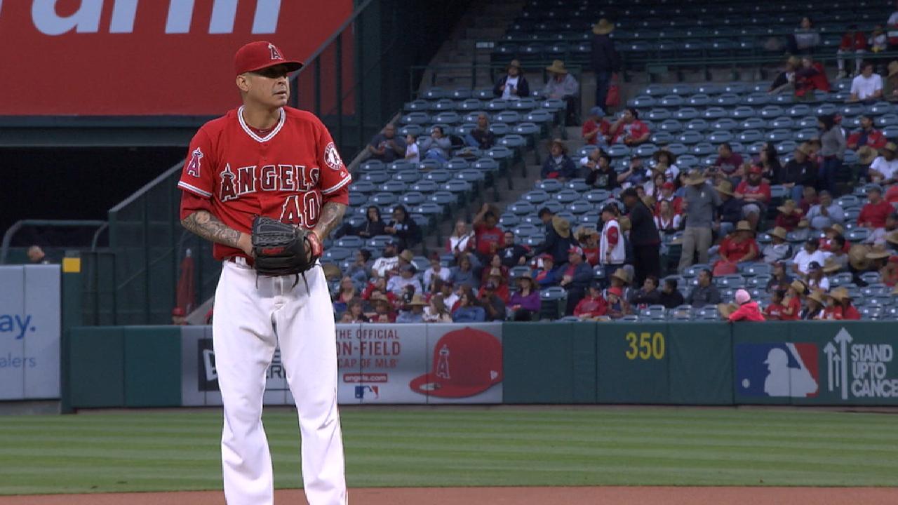Chavez strong over seven frames