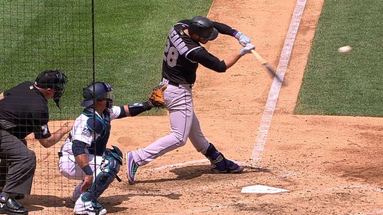 Con dos cuadrangulares, los Rockies derrotan a Marineros