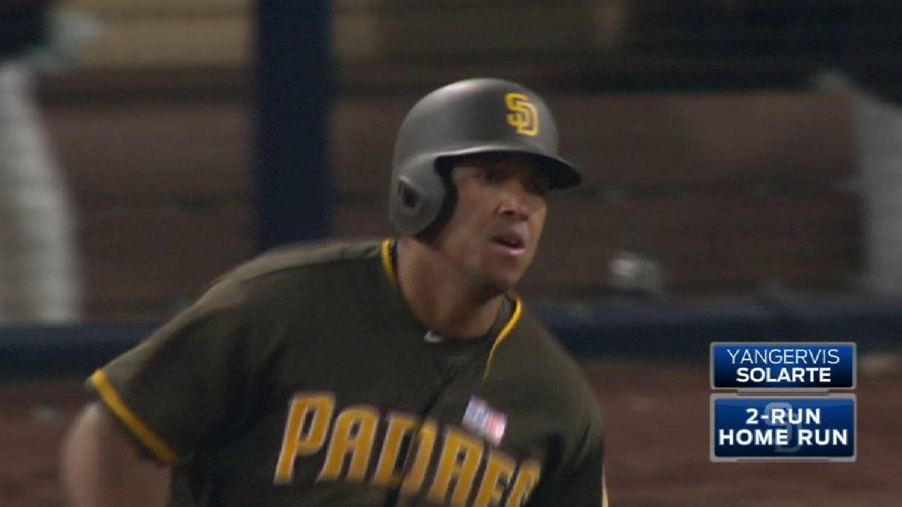 Solarte, Padres le pegan a Rockies y suman su 5ta victoria en fila