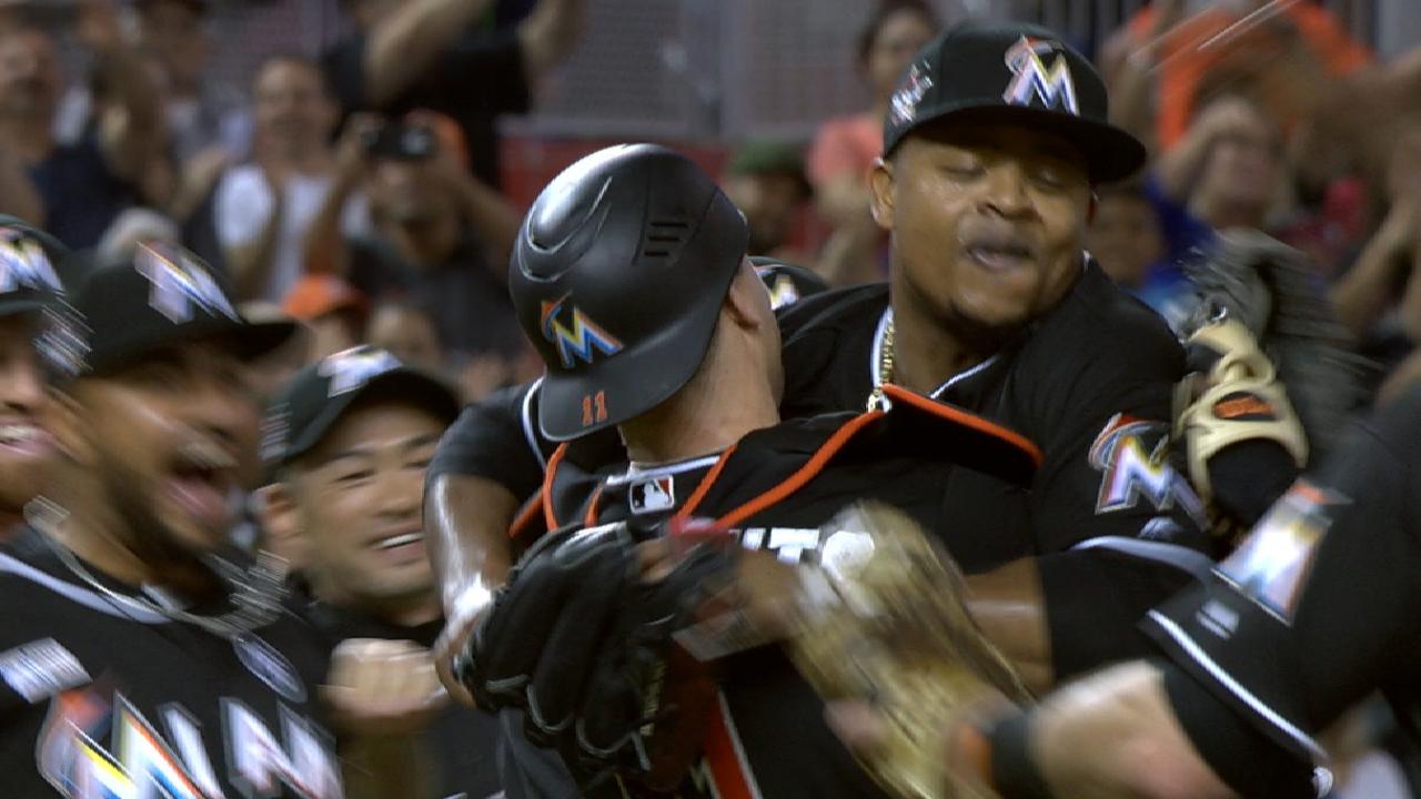 Heavy-hearted, hobbled Volquez nets no-no