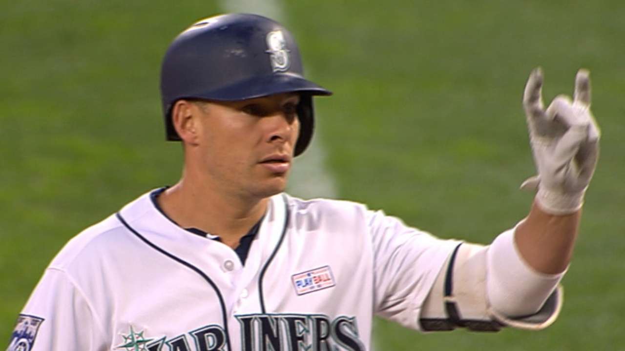 Valencia's four-hit game