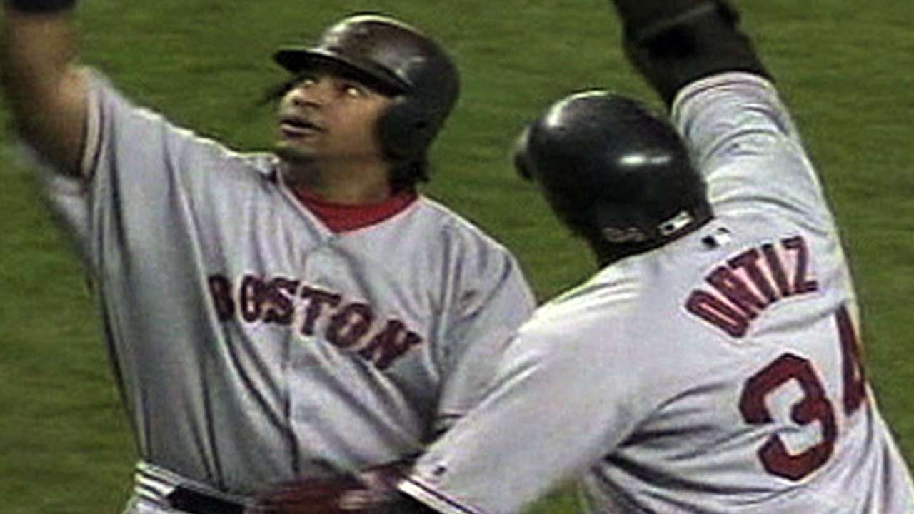 Ortiz gives Red Sox early lead