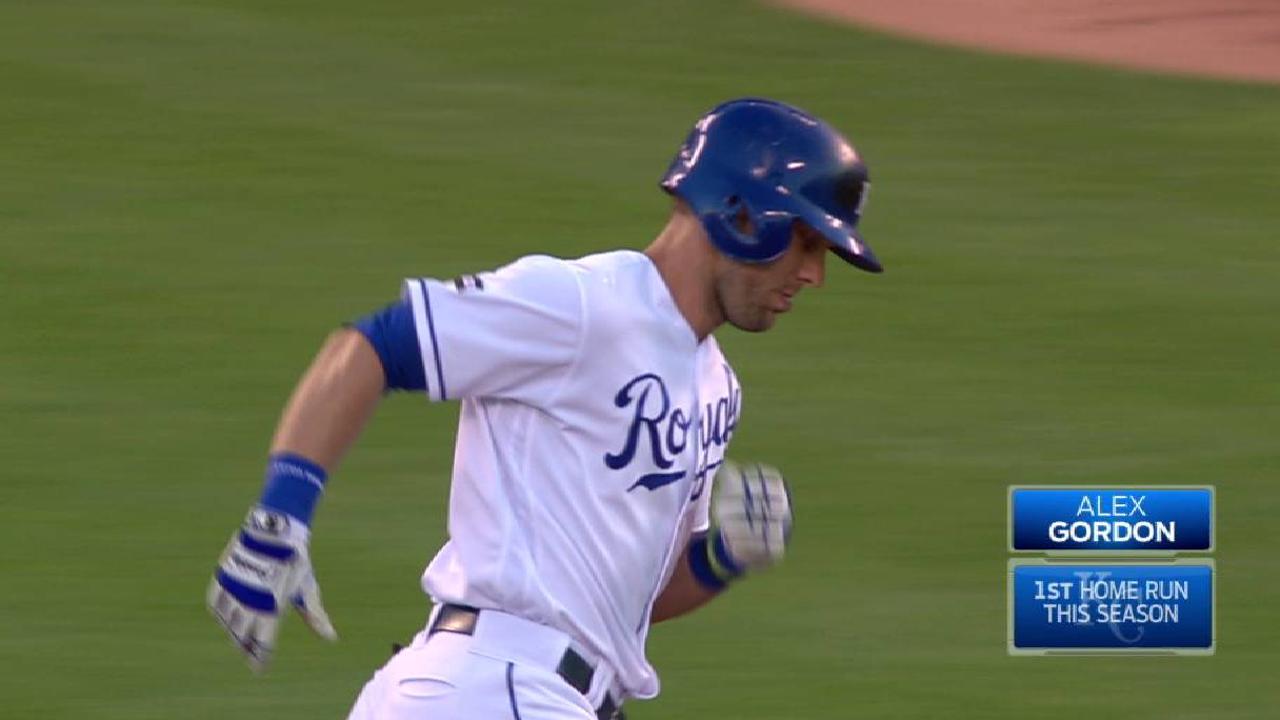 Gordon's solo moonshot