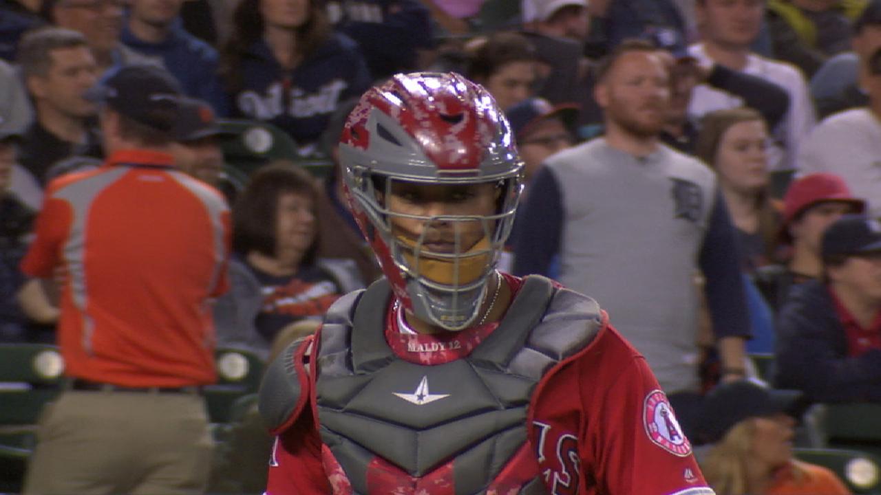 Martín Maldonado se hace sentir en la receptoría de los Angelinos
