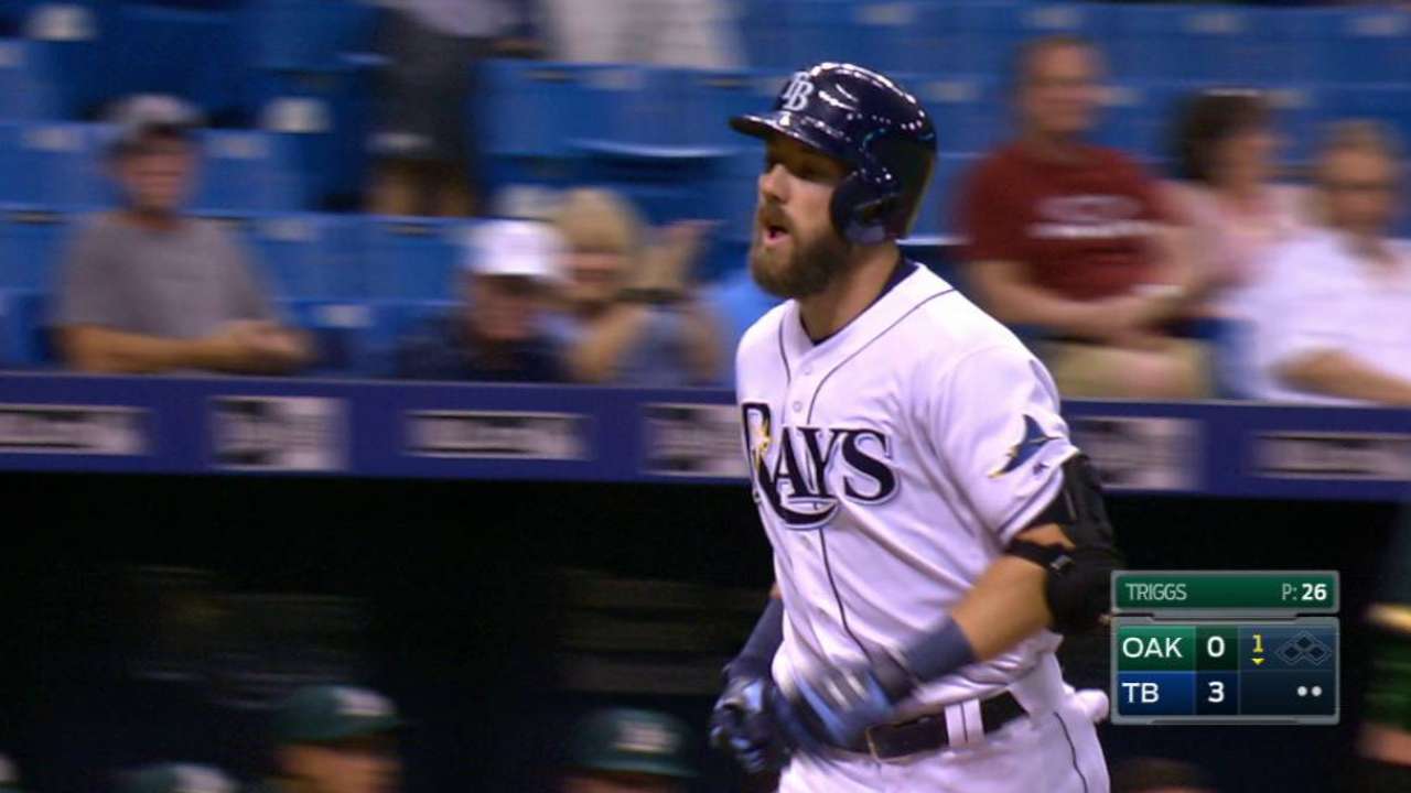 Rays aplastaron a los Atléticos gracias a 5 bambinazos