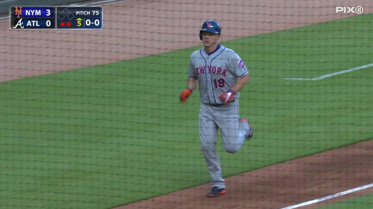 Bruce's three-run homer